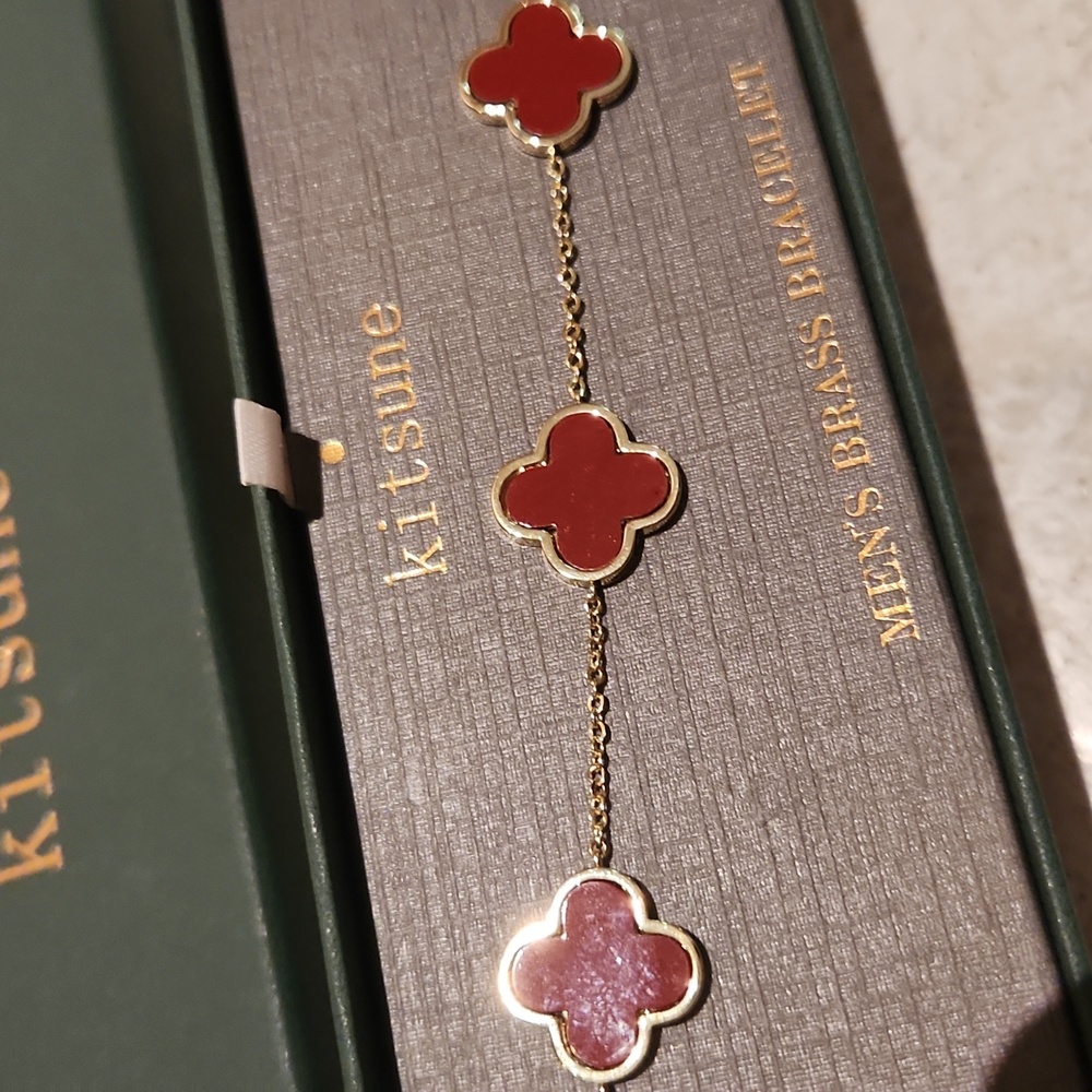 Gold and Red Clover Women's Bracelet